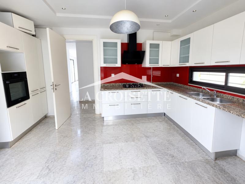 Villa S+3 à Gammarth